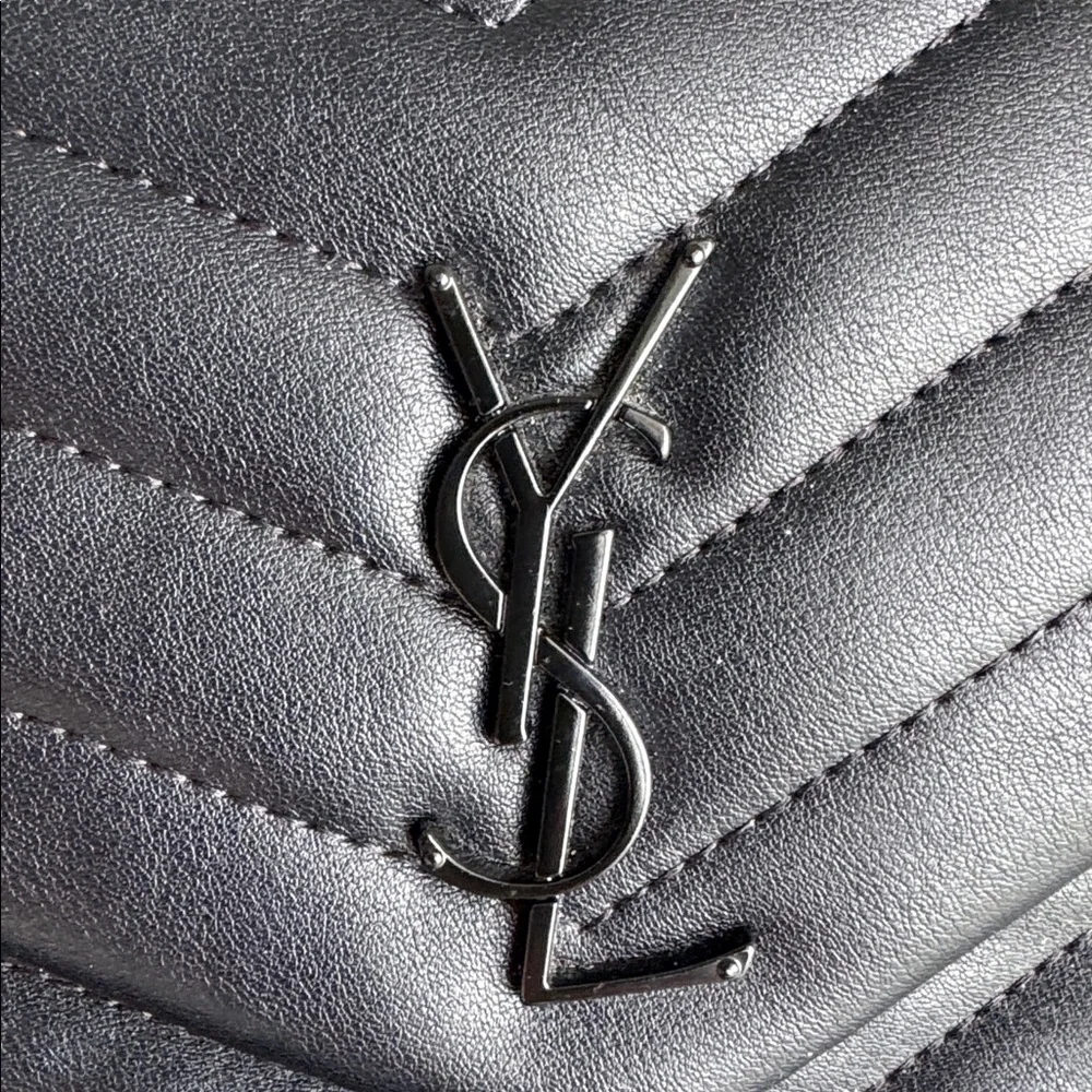 Yves Saint Laurent Black Chevron Shoulder Bag - Picture 9 of 13